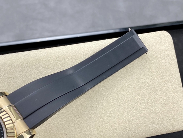 激安ロレックス着用イメージ